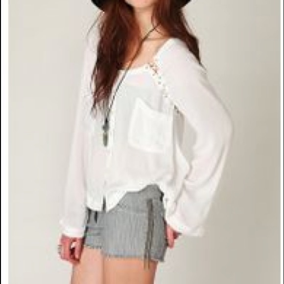 Iro Vova Shorts - Picture 2 of 4